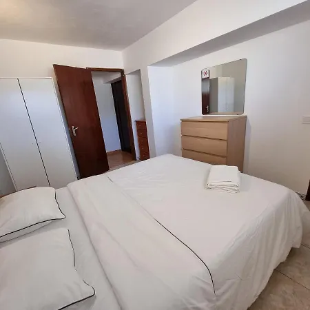 Apartment Aaa Awesome *